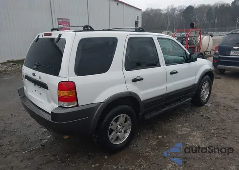 2003 Ford Escape Xlt from USA, damaged, VIN 1FMCU03193KB78578
